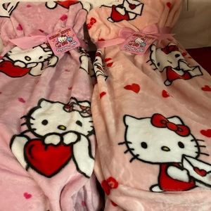 Set of 2 2024 Valentines Day Release Hello Kitty Throws